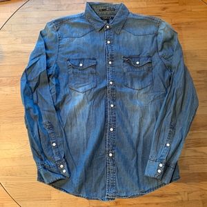 DENIM SHIRT w PEARL BUTTONS WESTERN DETAILS